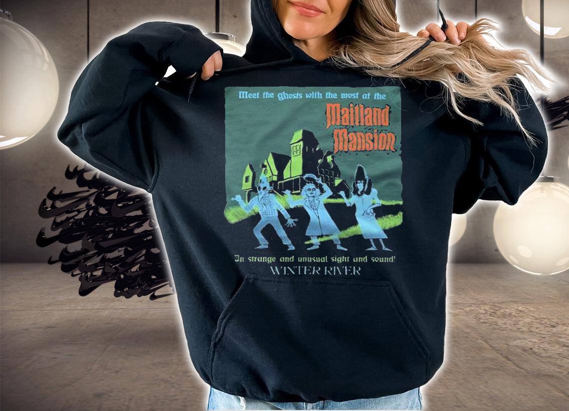 Meet the ghosts with the most a the Hitchhiking Beetlejuice shirt t-shirt hoodie