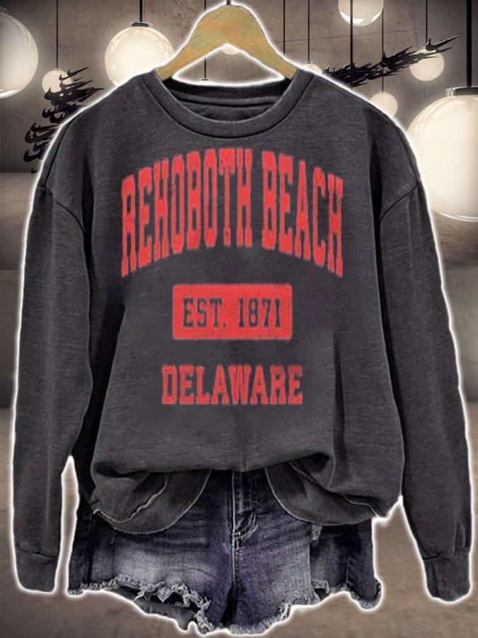Rehoboth Beach Delaware De Vintage Sports Design Red Design Pullover Shirt t-shirt sweatshirt