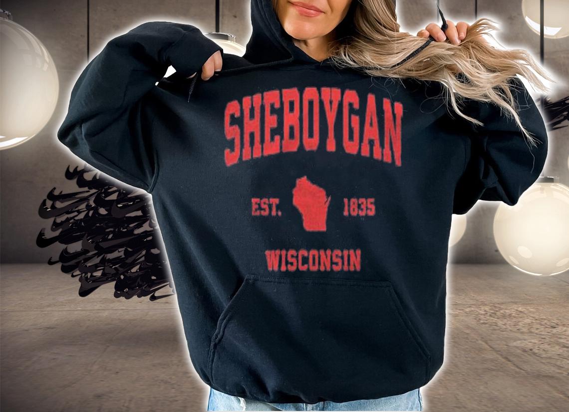 Sheboygan Wisconsin Wi Vintage Sports Design Red Print T-shirt t-shirt