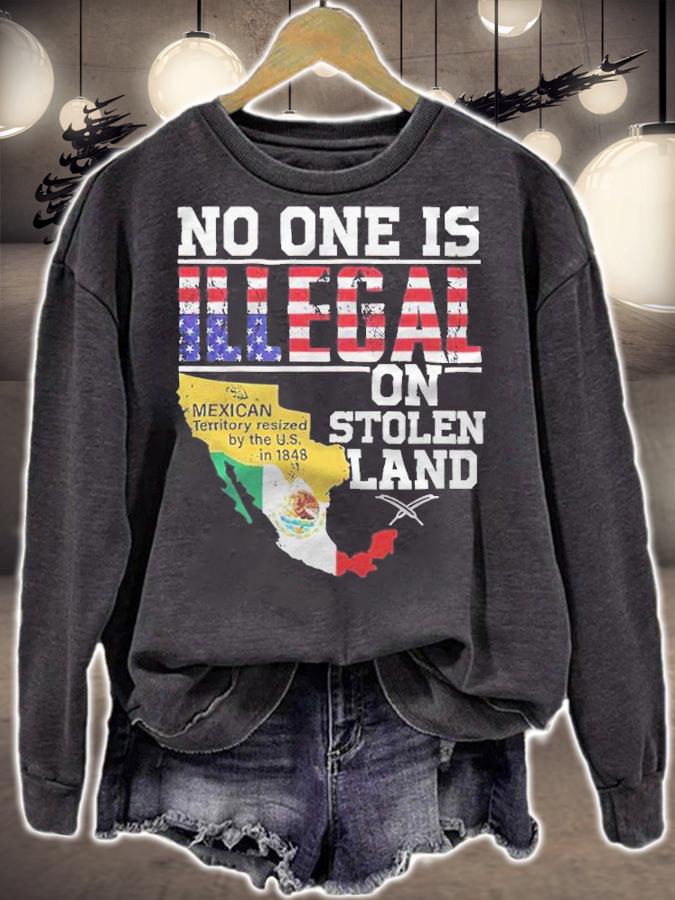 No one is illegal on stolen land Mexican Territory resized by the U.s in 1848 T-shirt
