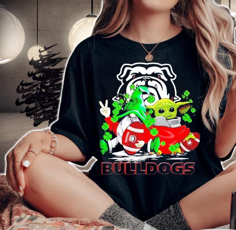 St.Patrick's day Gnome and Baby Yoda Georgia Bulldogs shirt woman shirt