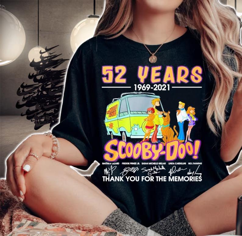 52 years 1969 2021 Scooby Doo thank you for the memories shirt woman shirt